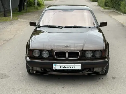 BMW 540 1995 года за 4 900 000 тг. в Алматы – фото 2