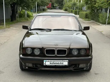 BMW 540 1995 года за 4 900 000 тг. в Алматы