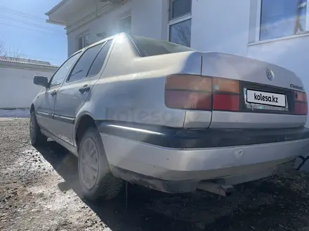 Volkswagen Vento 1995 года за 800 000 тг. в Астана – фото 2