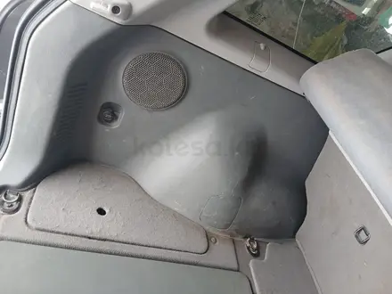 Hyundai Santa Fe 2004 года за 3 700 000 тг. в Астана – фото 23