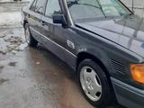 Mercedes-Benz E 300 1994 года за 1 300 000 тг. в Астана – фото 5