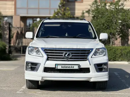 Lexus LX 570 2011 года за 21 500 000 тг. в Актау