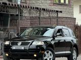 Volkswagen Touareg 2004 годаүшін5 850 000 тг. в Алматы