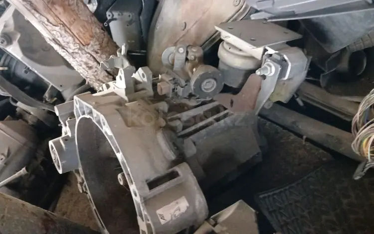 Коробка механическая за 1 000 тг. в Уральск