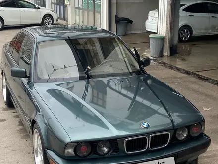 BMW 525 1995 года за 3 000 000 тг. в Шымкент