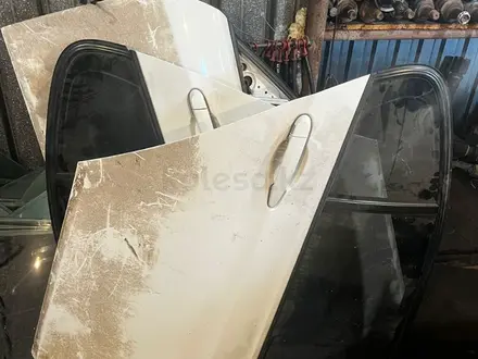 Двери BMW f30 за 60 000 тг. в Караганда