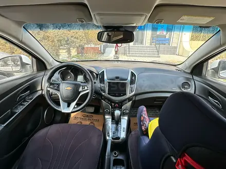 Chevrolet Cruze 2013 года за 5 300 000 тг. в Шымкент – фото 9