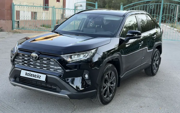 Toyota RAV4 2025 года за 23 000 000 тг. в Алматы