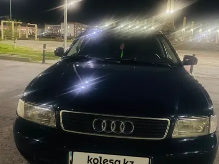 Audi A4 1996 года за 2 300 000 тг. в Тараз