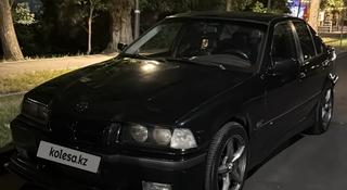 BMW 320 1996 года за 2 000 000 тг. в Алматы