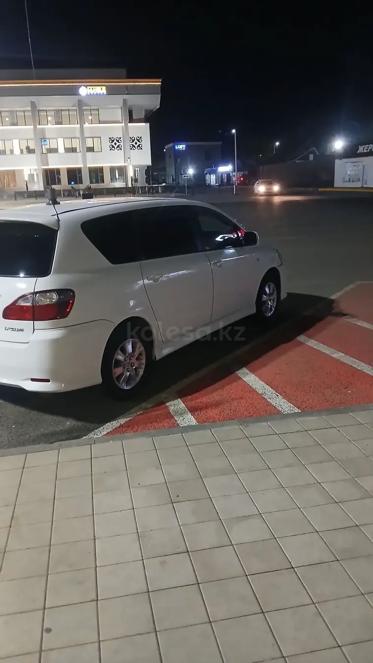 Toyota Ipsum, 2005