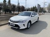 Toyota Camry 2015 года за 10 500 000 тг. в Уральск