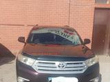 Toyota Highlander 2011 года за 10 700 000 тг. в Астана – фото 2