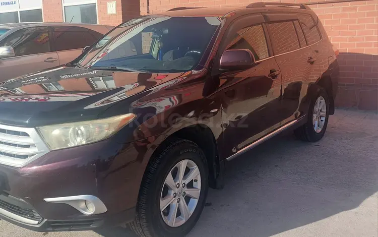 Toyota Highlander 2011 года за 11 800 000 тг. в Астана