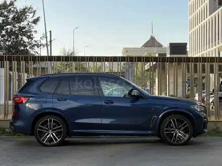 BMW X5 2021 года за 40 900 000 тг. в Астана – фото 10