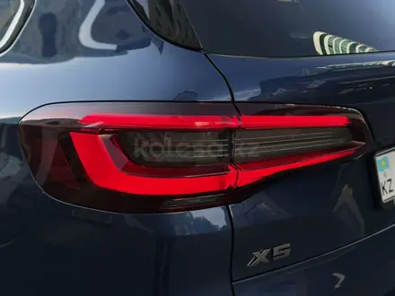 BMW X5 2021 года за 40 900 000 тг. в Астана – фото 12