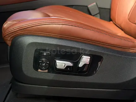 BMW X5 2021 года за 40 900 000 тг. в Астана – фото 23