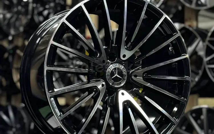 Разно-широкие Диски Mercdes R18 5x112 в наличии Астана! за 253 000 тг. в Астана
