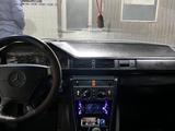 Mercedes-Benz E 200 1993 годаfor1 600 000 тг. в Караганда – фото 4