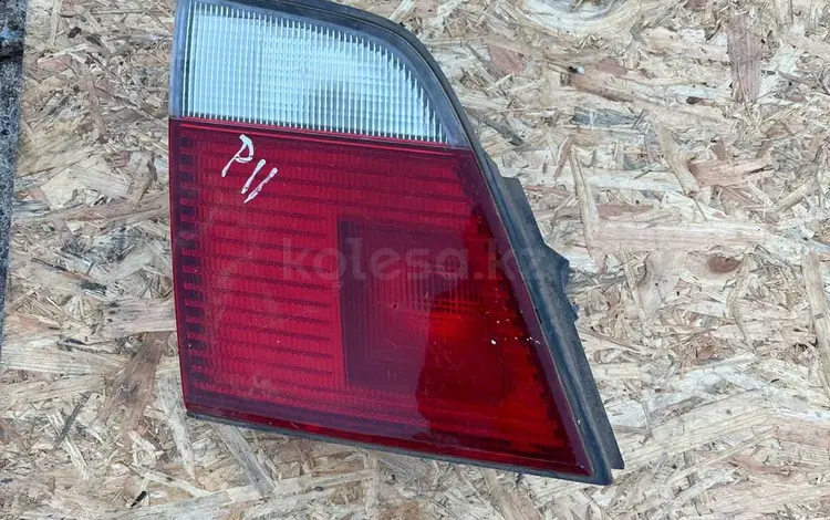 Nissan Primera P11 задний фонарь за 1 777 тг. в Актобе