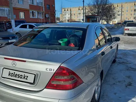 Mercedes-Benz C 220 2001 года за 2 900 000 тг. в Костанай – фото 3