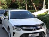 Toyota Camry 2015 годаfor11 700 000 тг. в Алматы