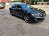 Volkswagen Passat (USA) 2016 годаfor8 000 000 тг. в Алматы – фото 3