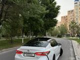 Toyota Camry 2019 года за 12 300 000 тг. в Шымкент – фото 3
