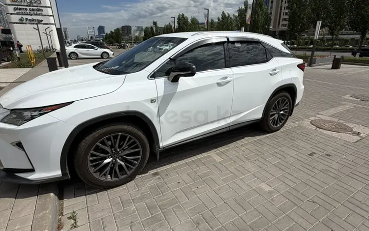 Lexus RX 200t 2019 года за 20 000 000 тг. в Астана