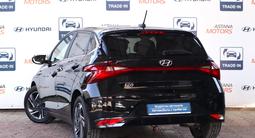 Hyundai i20 2023 годаfor8 200 000 тг. в Алматы – фото 5