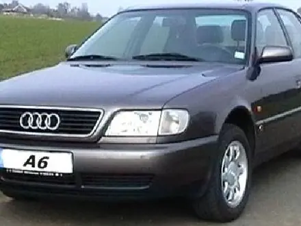 Стекло фары фонари AUDI C4 за 7 500 тг. в Актобе
