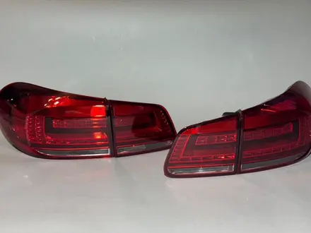 Фонарь на Volkswagen Tiguan за 20 000 тг. в Алматы
