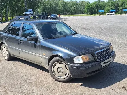 Mercedes-Benz C 200 1994 года за 2 500 000 тг. в Петропавловск – фото 3