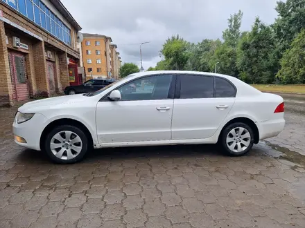 Skoda Superb 2013 года за 3 500 000 тг. в Астана – фото 4