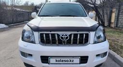 Toyota Land Cruiser Prado 2007 года за 17 900 000 тг. в Алматы – фото 2