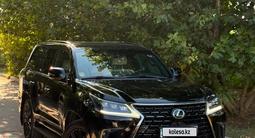 Lexus LX 570 VIP Black Edition 2019 года за 46 000 000 тг. в Алматы