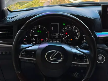 Lexus LX 570 VIP Black Edition 2019 года за 46 000 000 тг. в Алматы – фото 17
