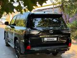 Lexus LX 570 VIP Black Edition 2019 годаүшін46 000 000 тг. в Алматы – фото 5
