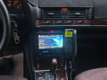 Mercedes-Benz S 320 1997 года за 9 000 000 тг. в Шымкент – фото 13