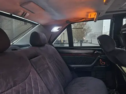 Mercedes-Benz S 320 1997 года за 9 000 000 тг. в Шымкент – фото 22