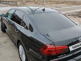 Volkswagen Passat 2017 года за 8 800 000 тг. в Атырау – фото 5