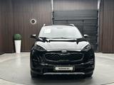 Kia Sportage 2021 года за 10 590 000 тг. в Актобе – фото 2