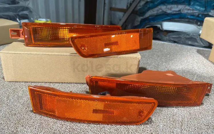 Поворотники (Габарит) — Toyota Camry 10 USA 1992-1997 USA (из двух частей)үшін5 000 тг. в Алматы