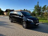 Mercedes-Benz V 250 2023 года за 48 000 000 тг. в Шымкент