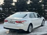 Toyota Camry 2021 годаfor15 300 000 тг. в Талдыкорган – фото 4