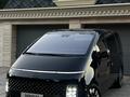 Hyundai Staria 2022 года за 24 900 000 тг. в Алматы – фото 10
