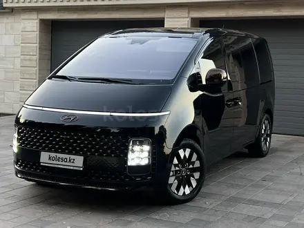 Hyundai Staria 2022 года за 24 900 000 тг. в Алматы – фото 9