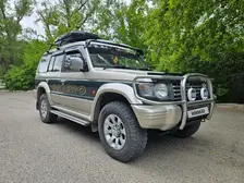 Mitsubishi Pajero, 1992