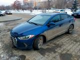 Hyundai Elantra 2017 годаfor7 000 000 тг. в Актобе – фото 4