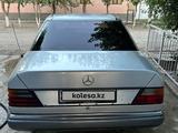 Mercedes-Benz E 200 1990 года за 1 150 000 тг. в Туркестан – фото 3